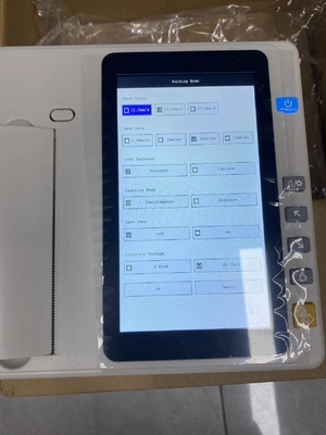 Máquina de ECG digital de seis canales con almacenamiento y grabación de datos internos/externos