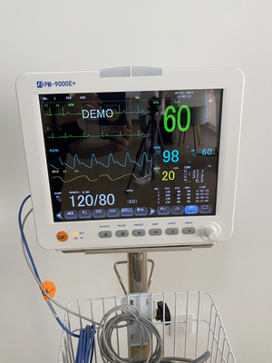 Monitoreo de ECG Médico de 12 pulgadas de Signos Vitales Monitoreo para uso hospitalario Fabricante