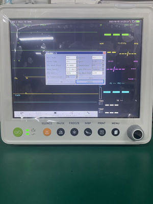 Monitor de paciente multiparamétrico TFT LCD a color de 12.1'' con 1 año de garantía y diseño compacto de 30*27*30CM