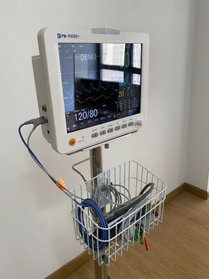 Monitoreo de pacientes de alta calidad con múltiples parámetros para el hospital
