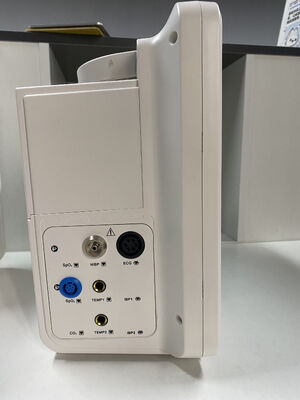 Monitoreo portátil junto a la cama con ECG SPO2 NIBP TEMP RESP Opcional ETCO2-clase II 1 año de garantía